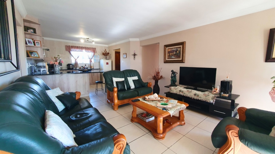 3 Bedroom Property for Sale in Heiderand Western Cape